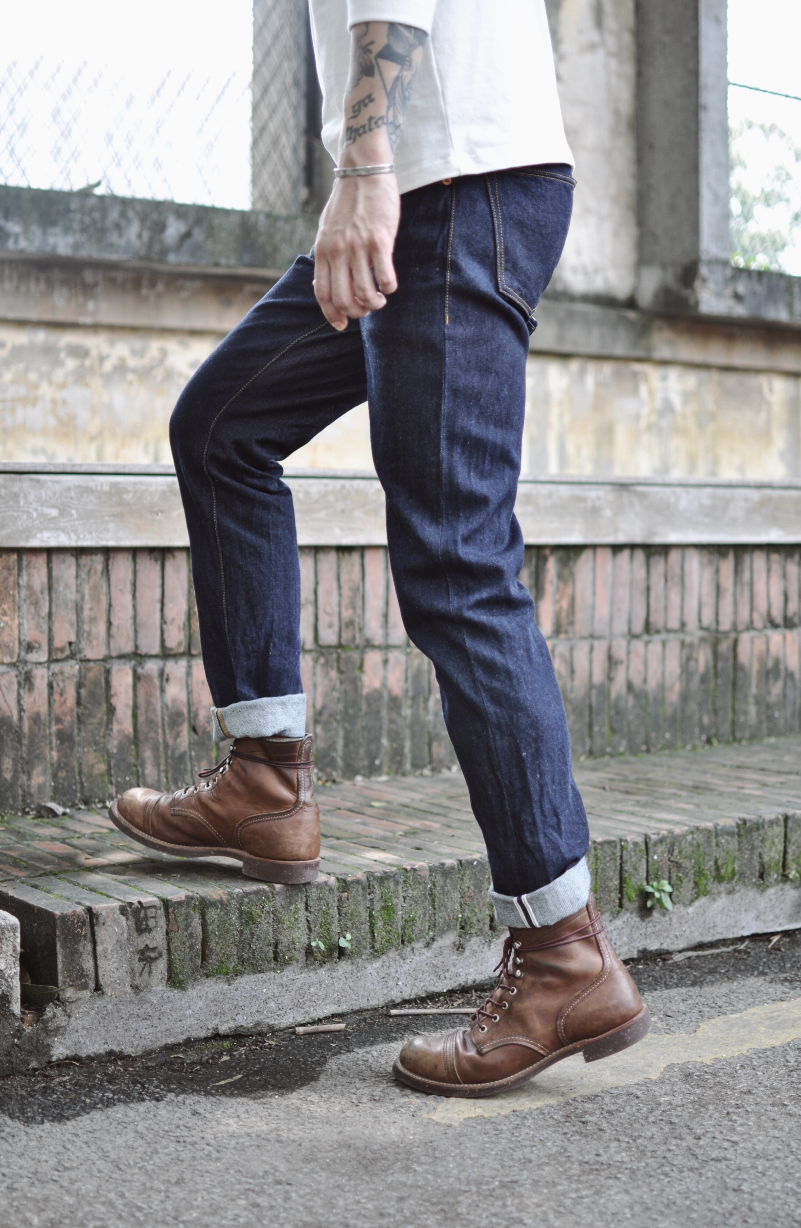 Slim Fit Raw Edge Denim Jeans Indigo Brand - eWingFlyStore