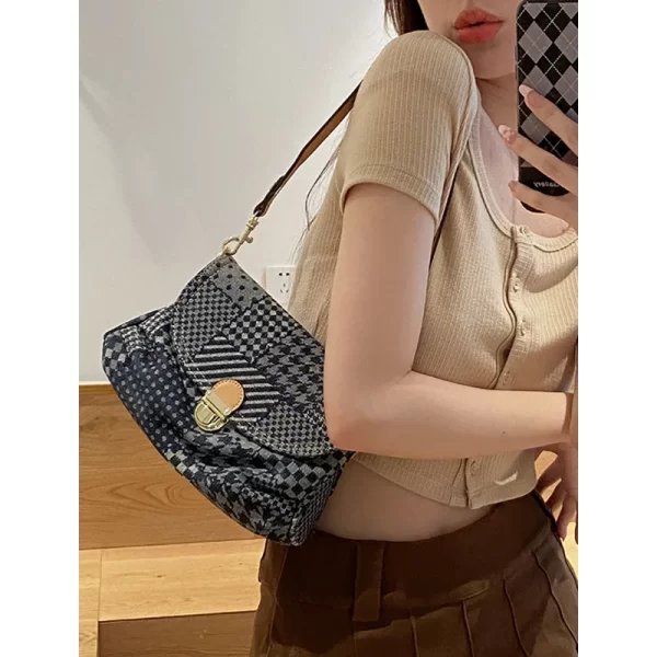 Light Blue Denim Bag Woman 2023 New Retro Locking Denim Handbags Niche Fashion Printed Denim Shoulder 2